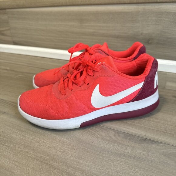 Womens NIKE MD RUNNER‎ 2 LOW Orange Coral Maroon Trainers 844901 600 Size 7 - Picture 2 of 13
